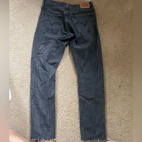 Levi’s straight leg jeans 27in - Picture 2 of 2